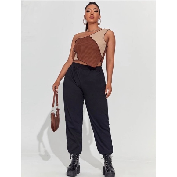 NEW| One Shoulder Contrast Stitch Colorblock Top - Picture 5 of 6